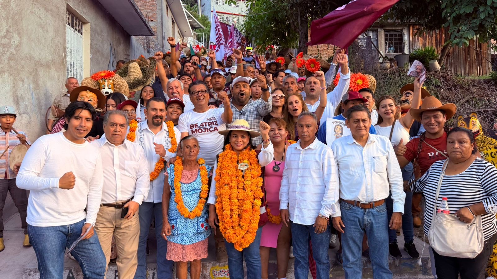 Habitantes de más de 20 colonias de Chilpancingo arroparon y cerraron filas con Beatriz Mojica