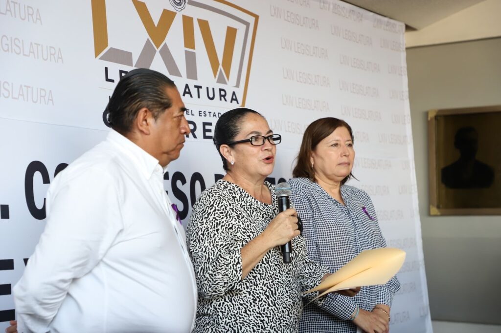 1dad066c-3832-4985-aec8-8d6512d5c461-2-1-1024x682 Presenta el PRI 10 exigencias por México