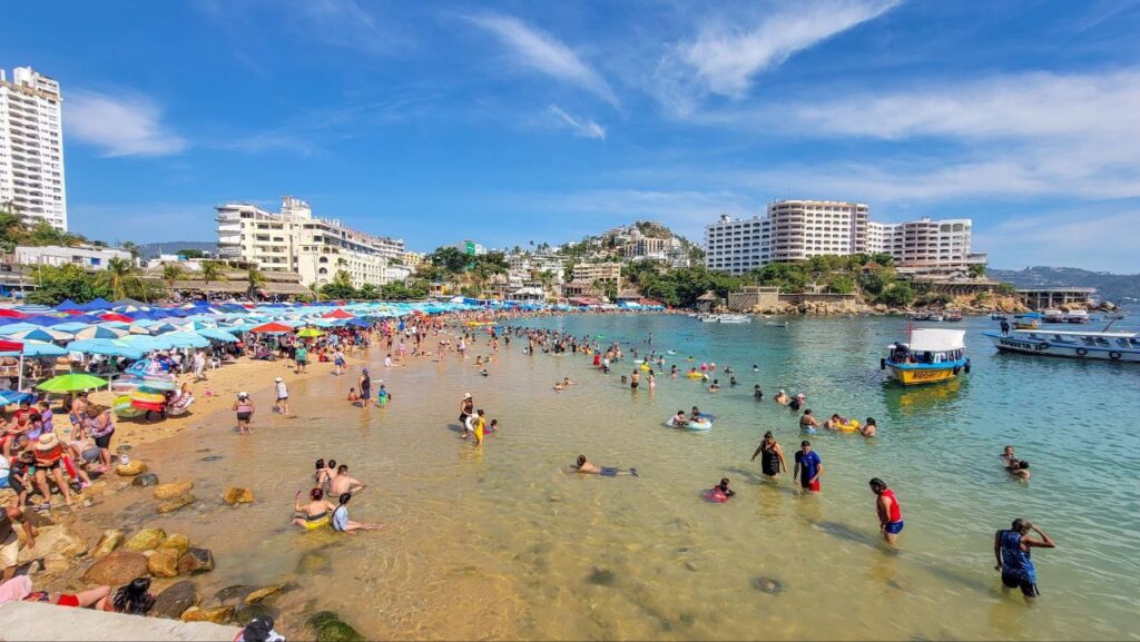 acapulco-1024x577 Alcanza Acapulco 77.5% de ocupación hotelera