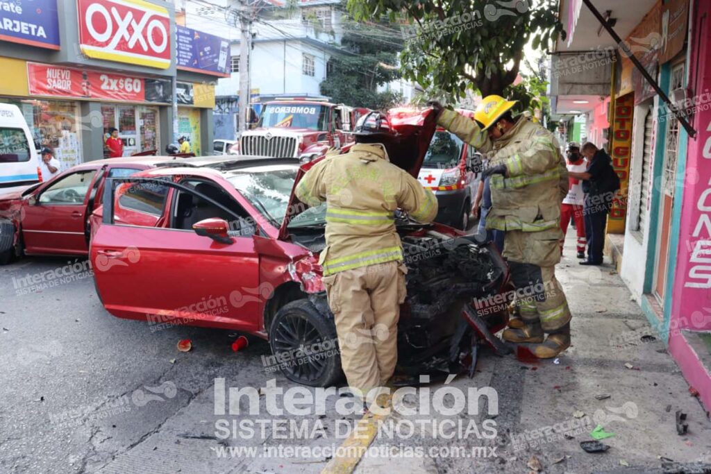 Aparatoso accidente en el centro de Chilpancingo