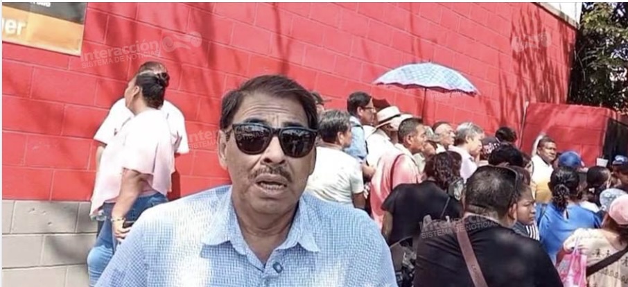 Jubilados y pensionados de la FGE y de la Secretaría de Seguridad Pública exigen pago de beneficios