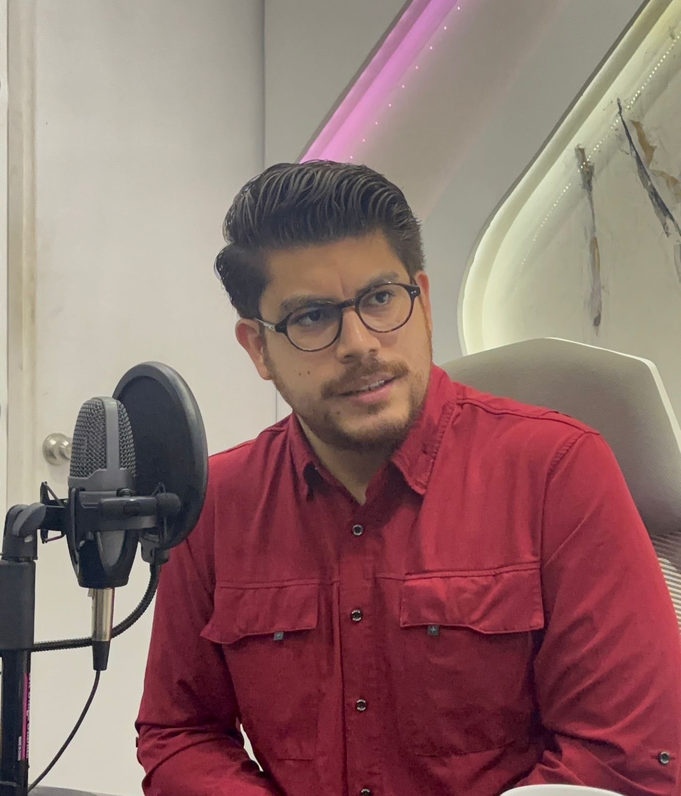 Propone Irugami Perea fortalecer canales de diálogo tras controversia con sector empresarial en Acapulco
