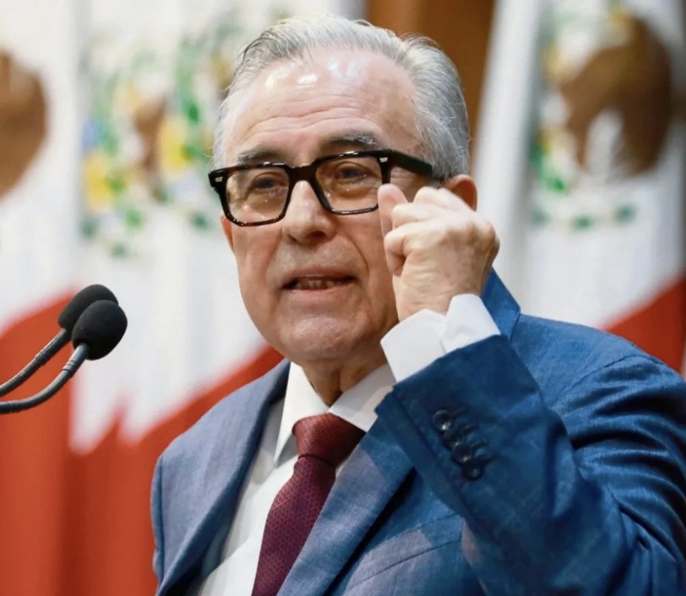 Rubén Rocha Moya solicita licencia al gobierno de Sinaloa en medio de investigación internacional