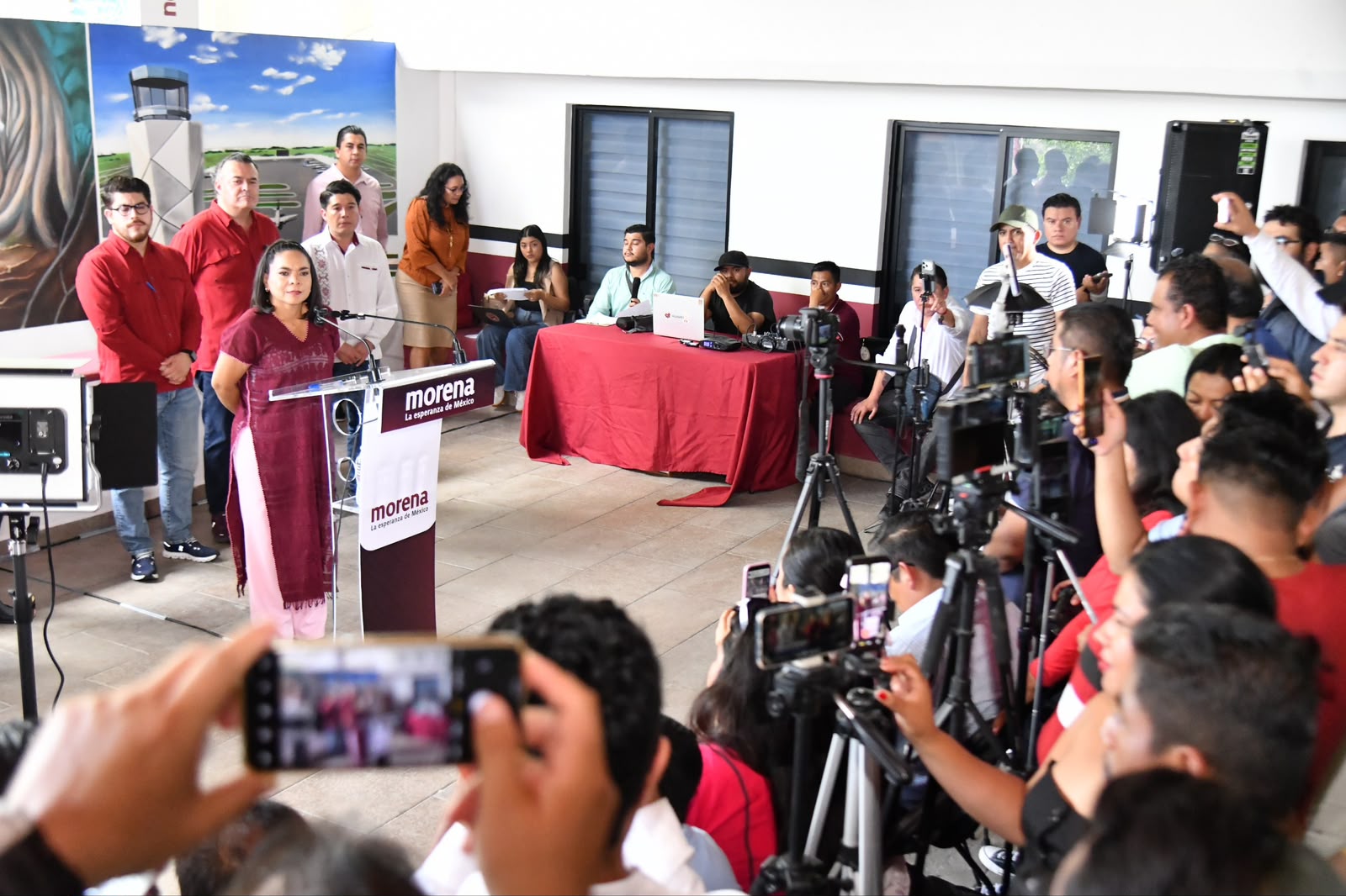 Beatriz Mojica llama a sumarse a todos los grupos de Morena en Guerrero