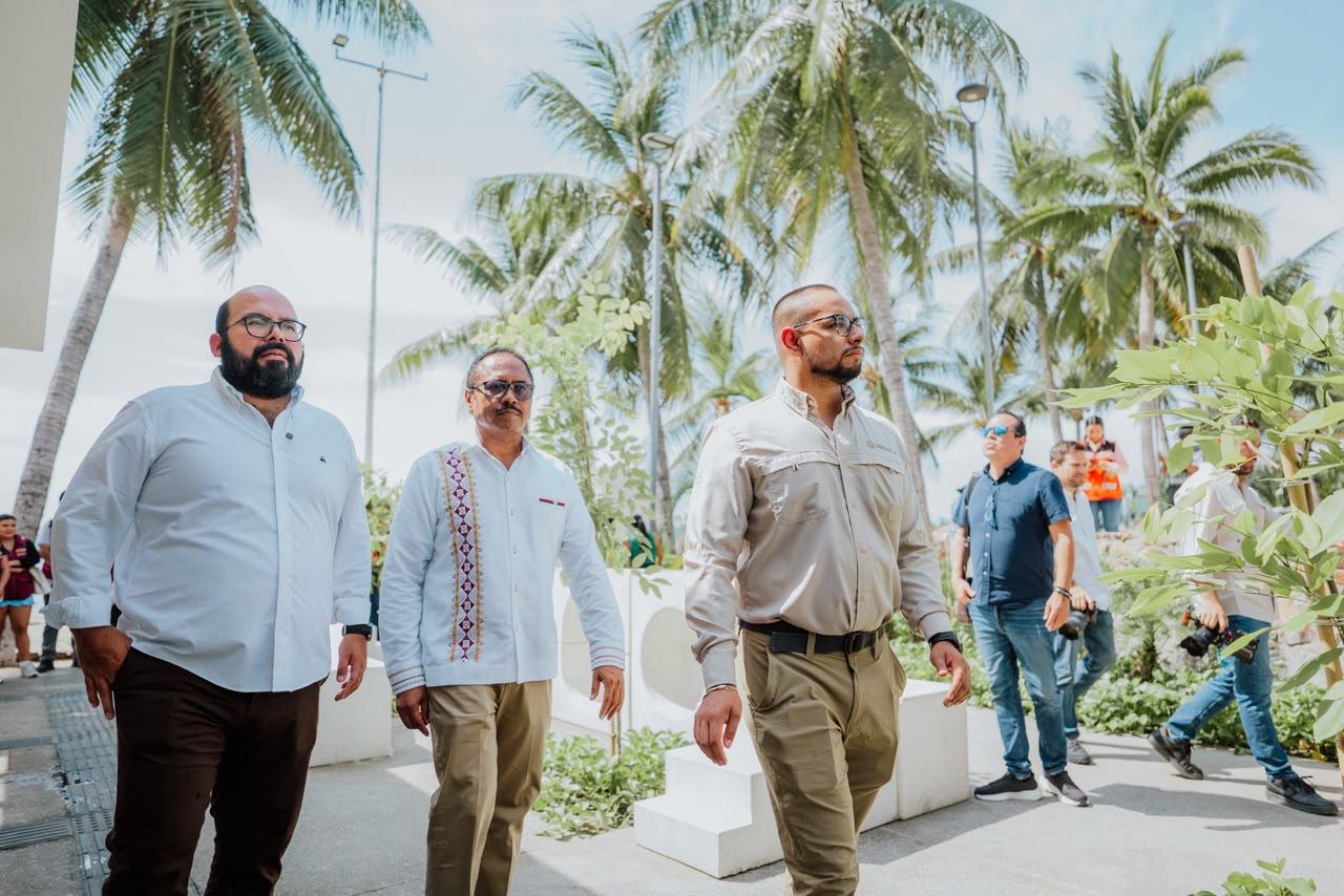 Inaugura Fonaturobras de rehabilitación en accesos públicos en las plazas Japón y Dominguillo 