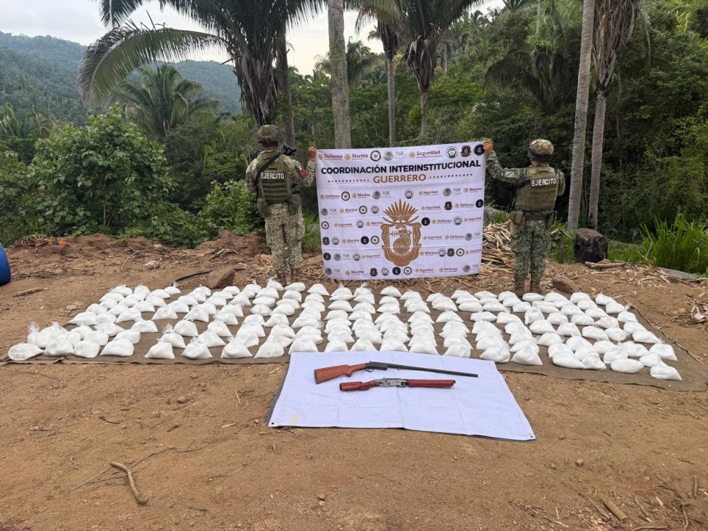 laboratorio-2-1024x768 Golpe al narco en Guerrero: descubren laboratorio clandestino en Atoyac; esto encontraron