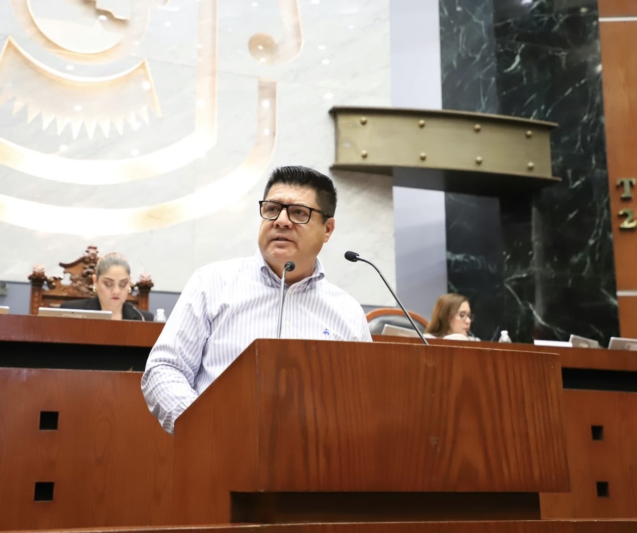 Robell Urióstegui llama a asegurar recursos para caminos rurales de la Región Norte de Guerrero