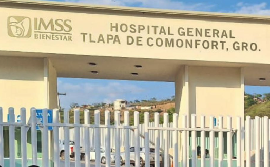 Denuncian enfermeros presuntas irregularidades en asignación de plaza en hospital de Tlapa