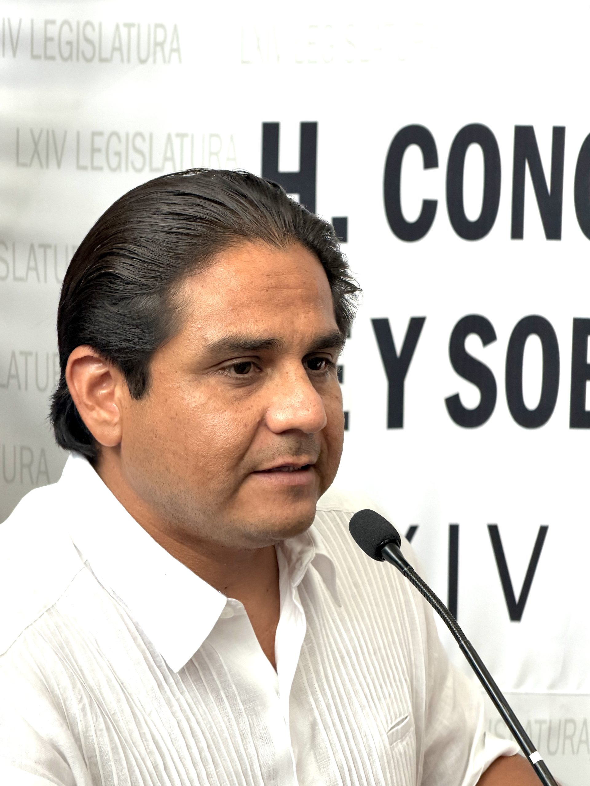 Jacko Badillo va por la alcaldía de Acapulco